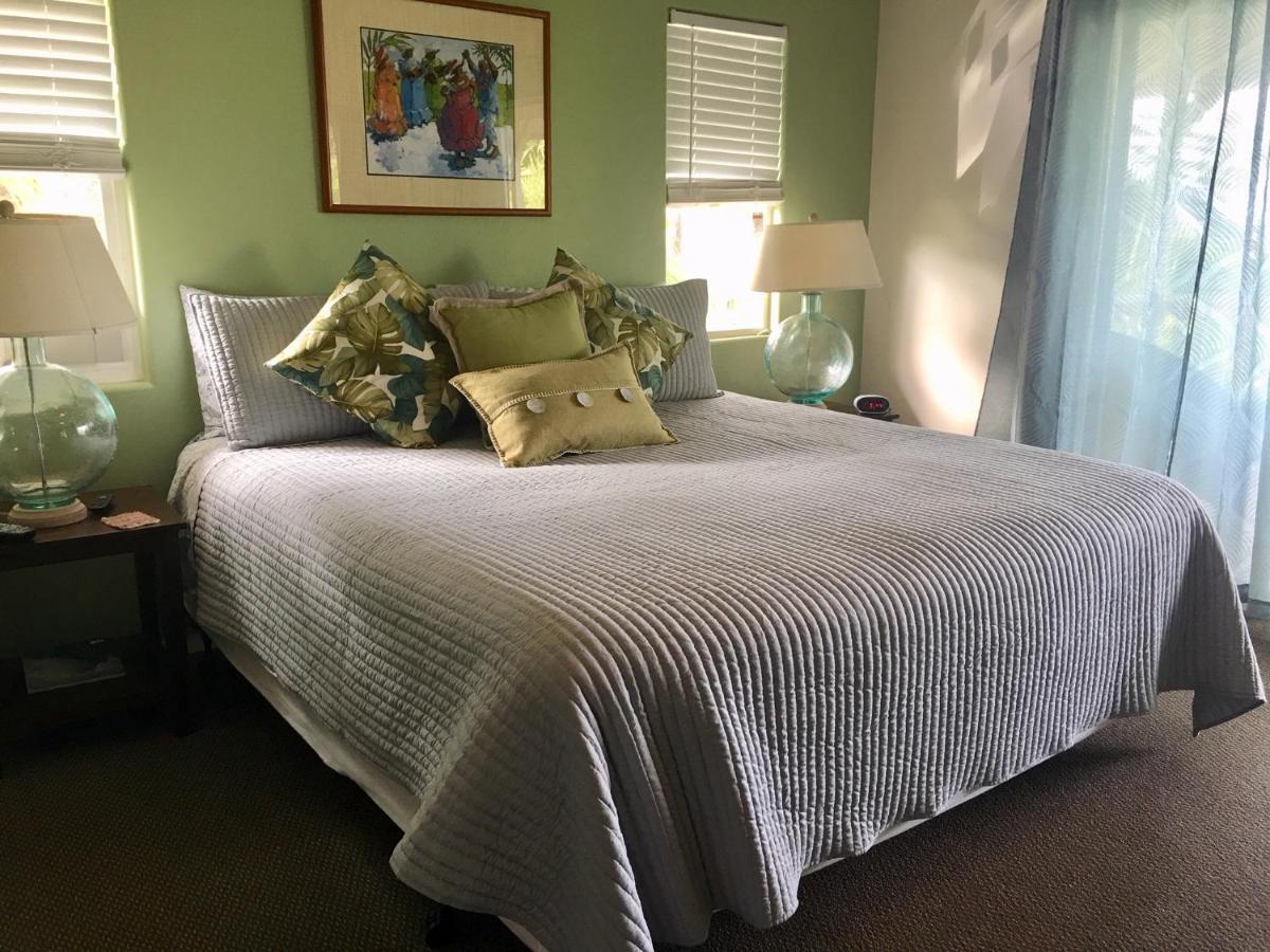 The Big House - 30 Days Apartment Kailua-Kona Bagian luar foto